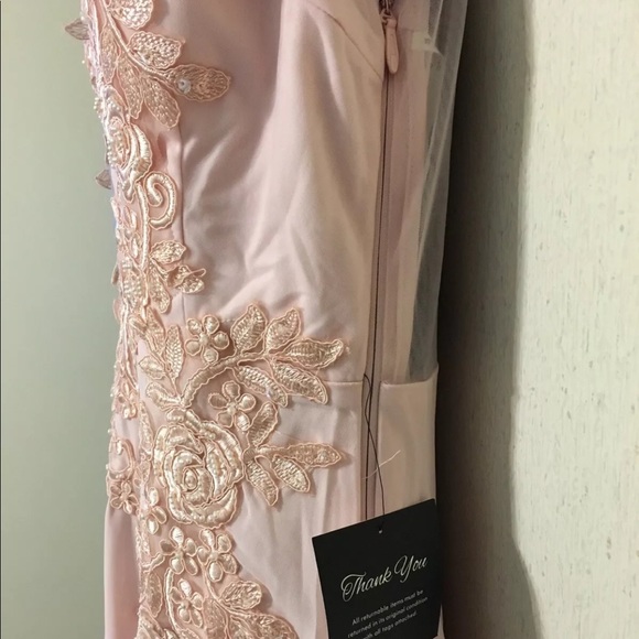 Faux pearl embroidered gown size large - Picture 8 of 8